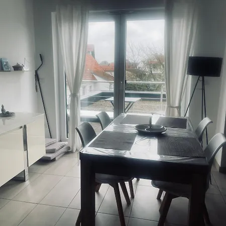 Apartment Avec Balcon